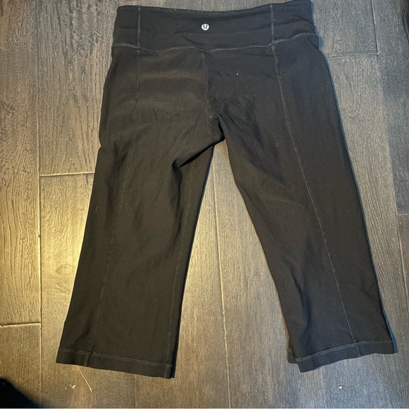Lululemon Reversible Groove Crop - Picture 3 of 3